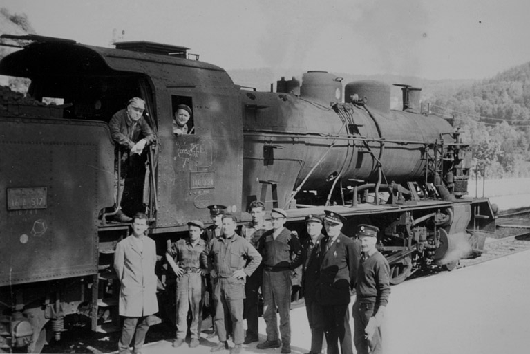 La dernière 140 [140 J 24] de Morez en gare de Morez, 1962 ? © Région Bourgogne-Franche-Comté, Inventaire du patrimoine