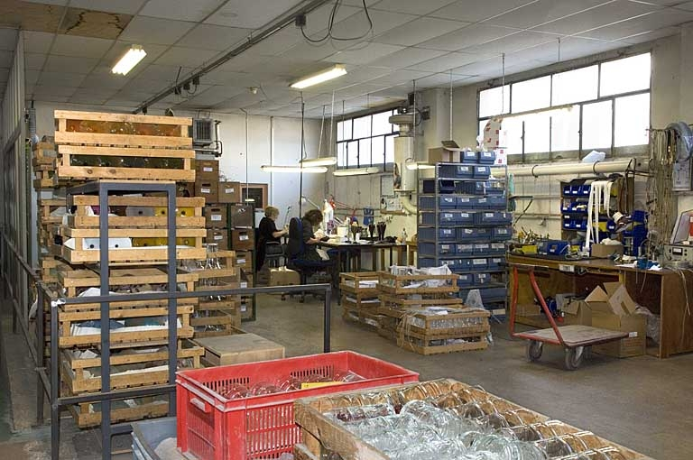 Atelier de finition ou parachèvement. Poste de décoration. © Région Bourgogne-Franche-Comté, Inventaire du patrimoine