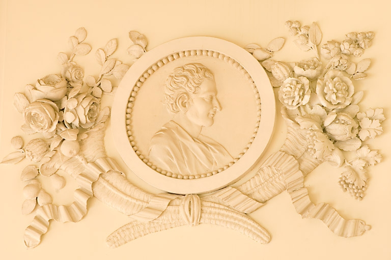 Salon : détail d'un médaillon. © Région Bourgogne-Franche-Comté, Inventaire du patrimoine