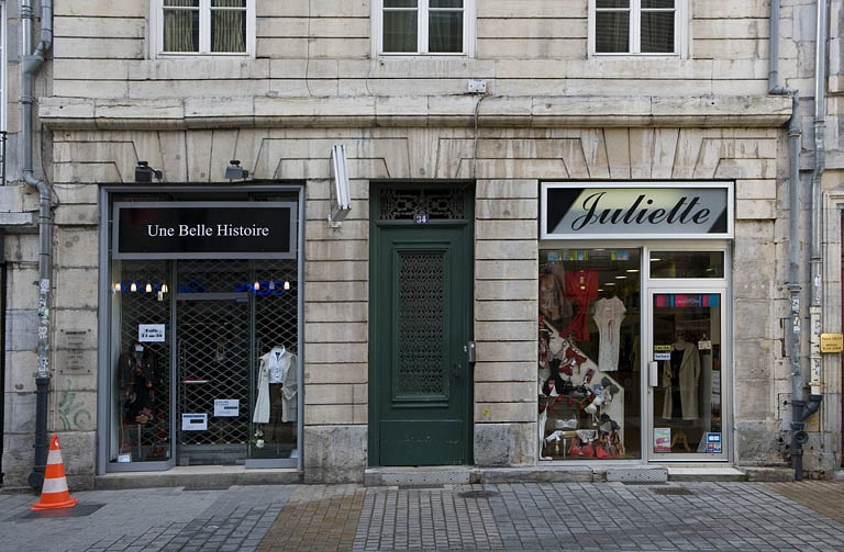 Détail du rez-de-chaussée de la façade sur rue. © Région Bourgogne-Franche-Comté, Inventaire du patrimoine