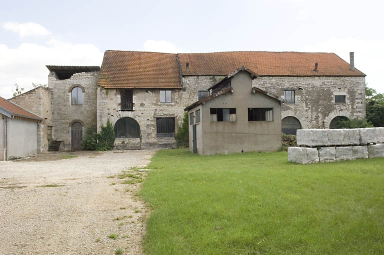 Façade nord du haut fourneau ouest. © Région Bourgogne-Franche-Comté, Inventaire du patrimoine
