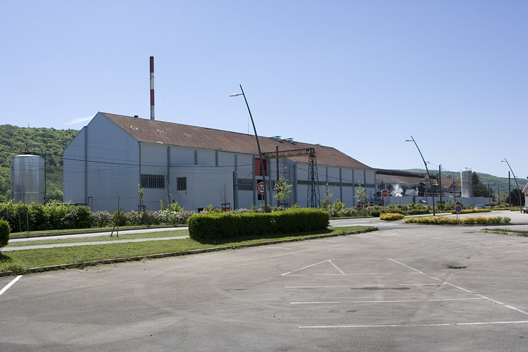 Vue d'ensemble depuis le nord-ouest. © Région Bourgogne-Franche-Comté, Inventaire du patrimoine