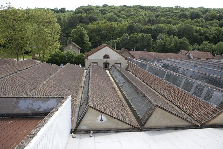 Magasin industriel. Vue de face d'un shed. © Région Bourgogne-Franche-Comté, Inventaire du patrimoine
