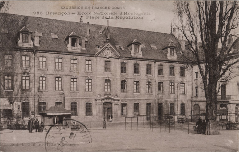 Ecole Nationale d'Horlogerie. Place de la Révolution, 1er quart 20e siècle. © Région Bourgogne-Franche-Comté, Inventaire du patrimoine Ecole Nationale d'Horlogerie. Place de la Révolution, 1er quart 20e siècle. © Région Bourgogne-Franche-Comté, Inventaire du patrimoine