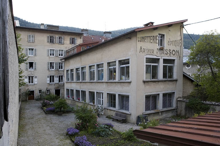 Cour et ateliers. © Région Bourgogne-Franche-Comté, Inventaire du patrimoine