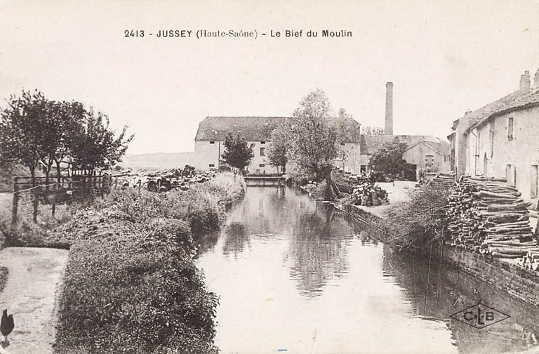Jussey (Haute-Saône). - Le bief du Moulin. © Région Bourgogne-Franche-Comté, Inventaire du patrimoine Jussey (Haute-Saône). - Le bief du Moulin. © Région Bourgogne-Franche-Comté, Inventaire du patrimoine
