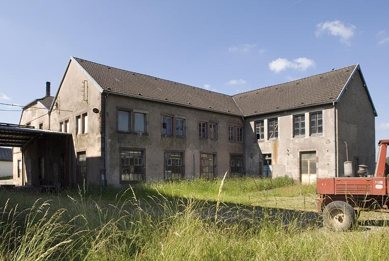 Atelier de fabrication originel. Vue de trois quarts arrière. © Région Bourgogne-Franche-Comté, Inventaire du patrimoine