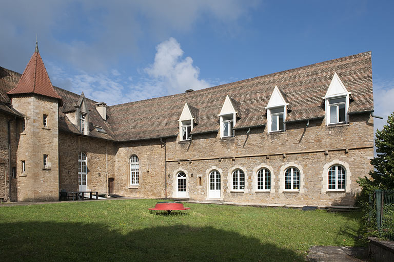 Bâtiment (C) et aile en retour côté jardin. © Région Bourgogne-Franche-Comté, Inventaire du patrimoine