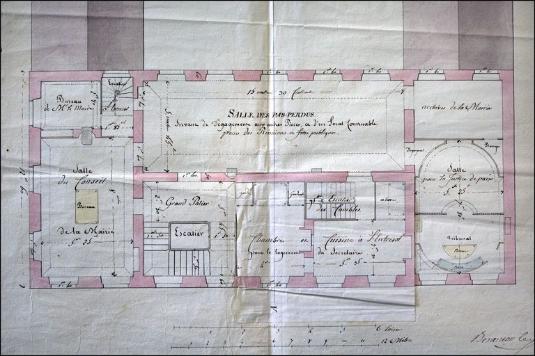 Plan de l'hôtel de ville de Morez à construire au dessus de la halle [détail de l'étage avec représentation des pièces de l'entresol], 1817. © Région Bourgogne-Franche-Comté, Inventaire du patrimoine
