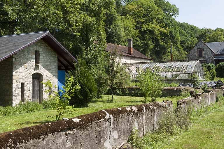 Annexes du jardin. © Région Bourgogne-Franche-Comté, Inventaire du patrimoine