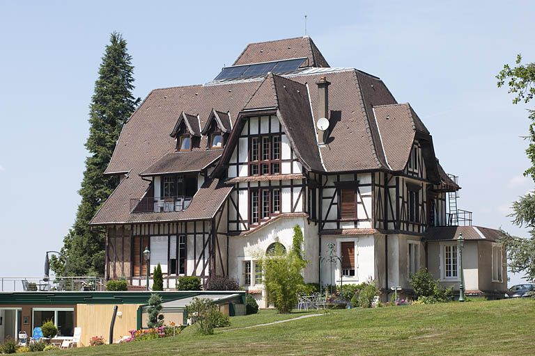 Vue d'ensemble depuis le parc. © Région Bourgogne-Franche-Comté, Inventaire du patrimoine