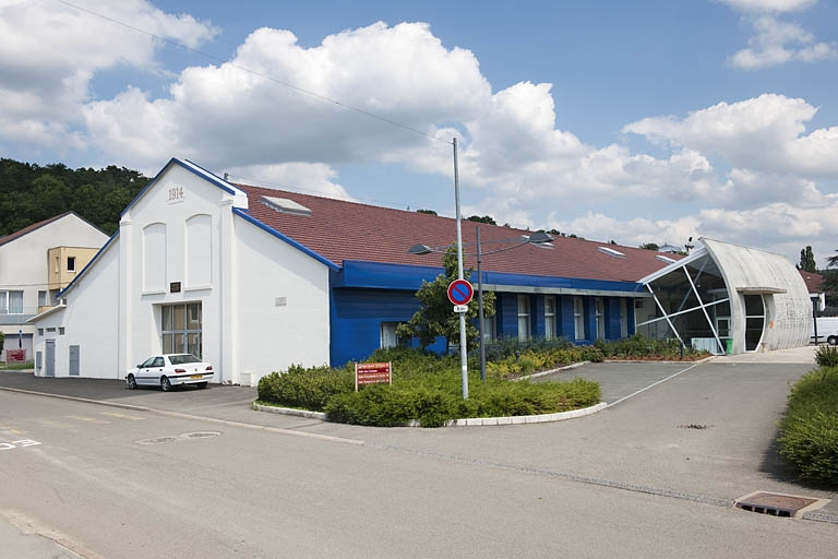 Halle (atelier de construction mécanique) vue de trois quarts. © Région Bourgogne-Franche-Comté, Inventaire du patrimoine