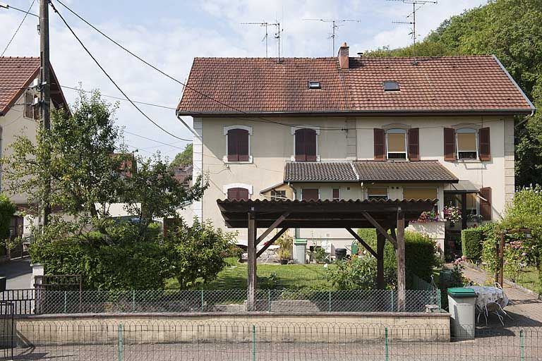 Face est d'une habitation à 4 logements. © Région Bourgogne-Franche-Comté, Inventaire du patrimoine