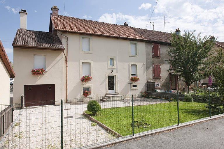 Rue de Verdun. Façade postérieure d'une habitation. © Région Bourgogne-Franche-Comté, Inventaire du patrimoine