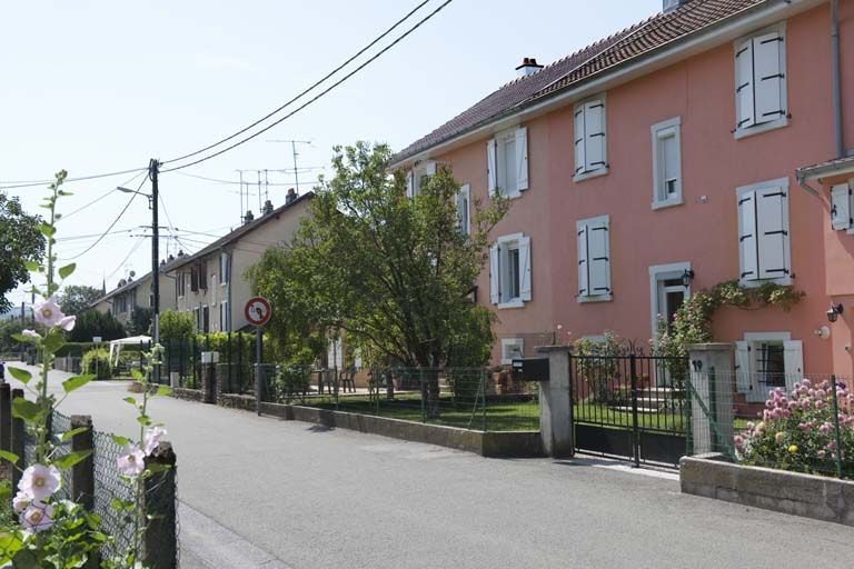 Vue d'ensemble rue du 11 Novembre. © Région Bourgogne-Franche-Comté, Inventaire du patrimoine