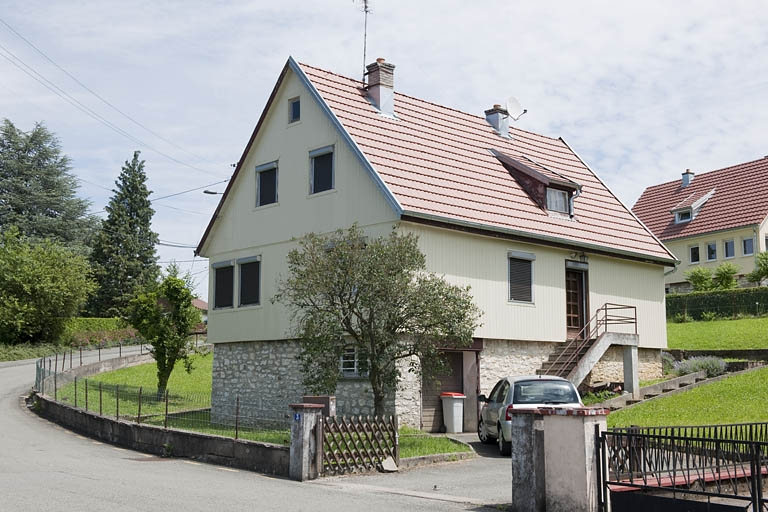Maison individuelle rue Robert Bernard. © Région Bourgogne-Franche-Comté, Inventaire du patrimoine