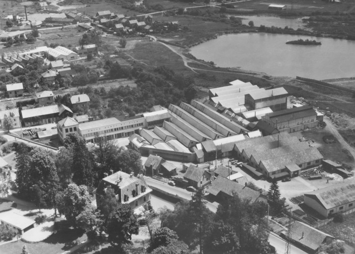 Vue aérienne de l'usine depuis le sud-ouest. © Région Bourgogne-Franche-Comté, Inventaire du patrimoine