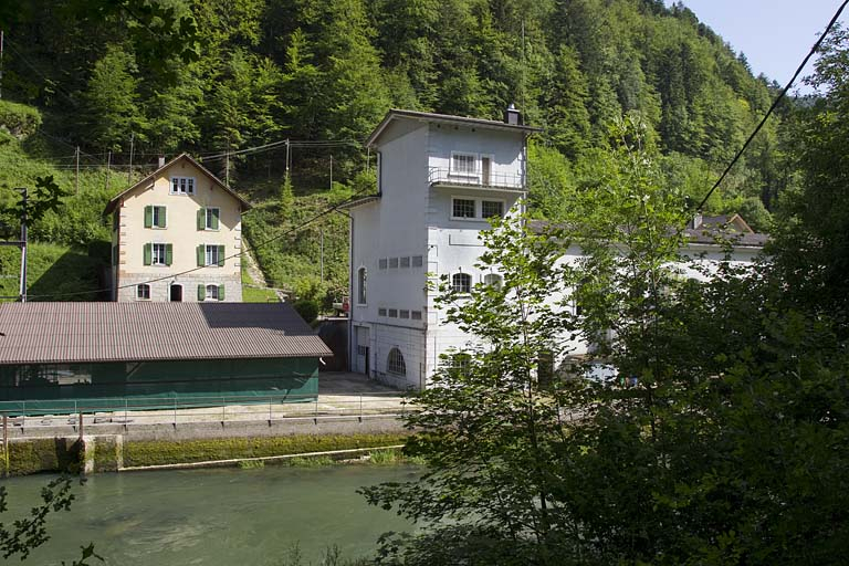 Centrale de la Goule : logement et centrale. © Région Bourgogne-Franche-Comté, Inventaire du patrimoine Centrale de la Goule : logement et centrale. © Région Bourgogne-Franche-Comté, Inventaire du patrimoine