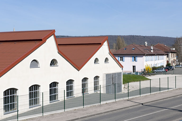 Pignons de la centrale hydroélectrique. © Région Bourgogne-Franche-Comté, Inventaire du patrimoine