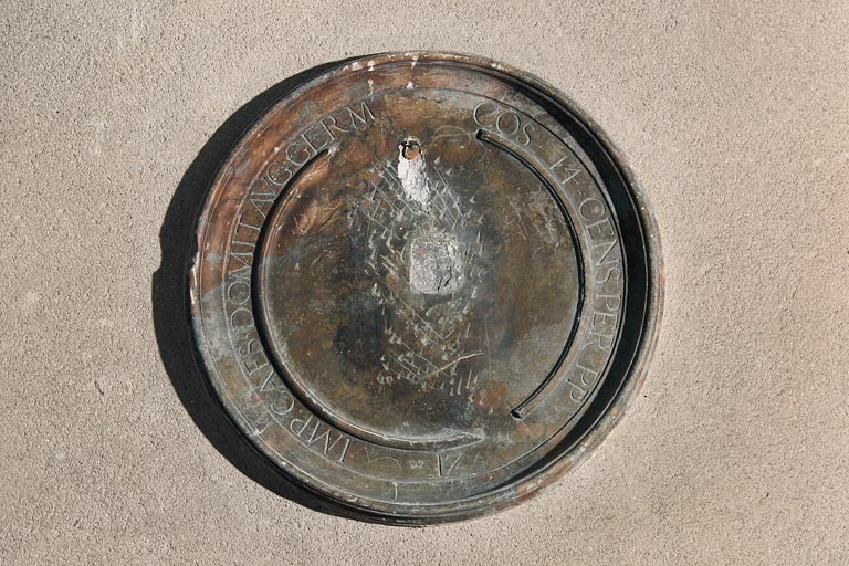 médaillon © Région Bourgogne-Franche-Comté, Inventaire du patrimoine médaillon © Région Bourgogne-Franche-Comté, Inventaire du patrimoine