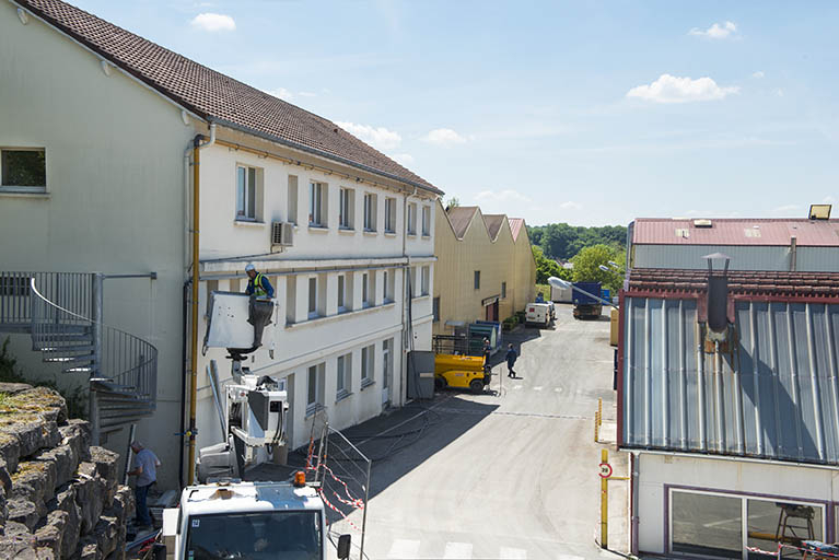 Bâtiment administratif et atelier de fabrication. © Région Bourgogne-Franche-Comté, Inventaire du patrimoine
