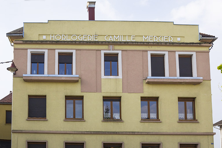 Immeuble : façade antérieure (étages). © Région Bourgogne-Franche-Comté, Inventaire du patrimoine