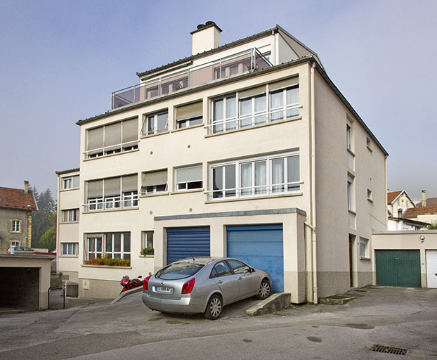 Bâtiment sud : façades antérieure et latérale droite. © Région Bourgogne-Franche-Comté, Inventaire du patrimoine