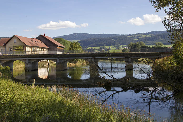 Vue d'ensemble, depuis l'ouest. © Région Bourgogne-Franche-Comté, Inventaire du patrimoine