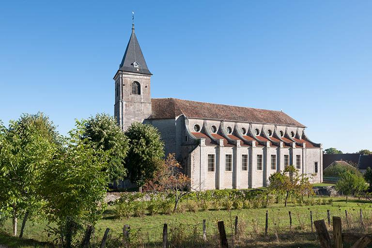 Vue sud-ouest de l'église © Région Bourgogne-Franche-Comté, Inventaire du patrimoine Vue sud-ouest de l'église © Région Bourgogne-Franche-Comté, Inventaire du patrimoine