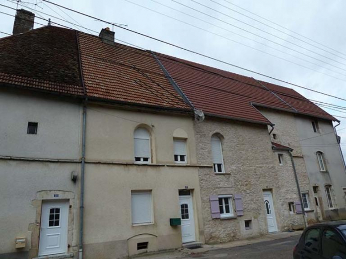 Vue générale sud-ouest © Région Bourgogne-Franche-Comté, Inventaire du patrimoine Vue générale sud-ouest © Région Bourgogne-Franche-Comté, Inventaire du patrimoine