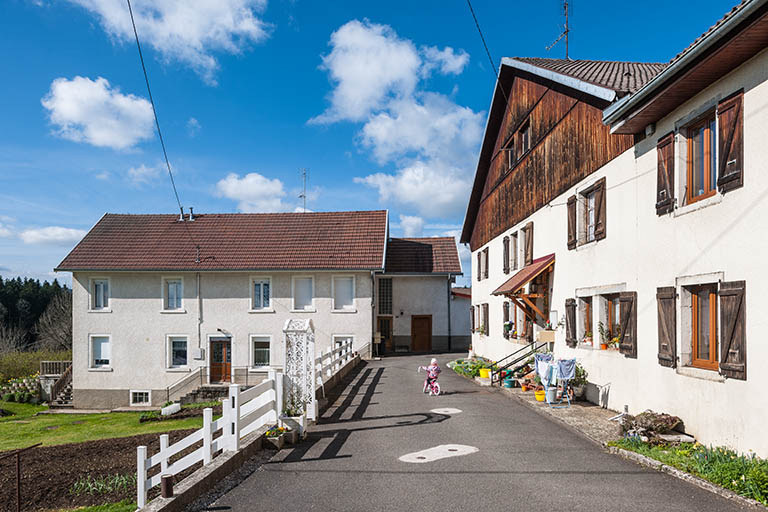 Atelier et ferme. © Région Bourgogne-Franche-Comté, Inventaire du patrimoine