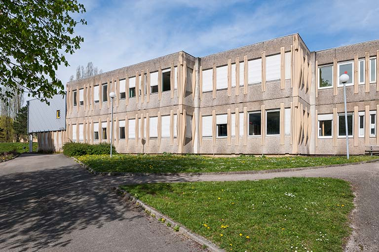 Aile nord-ouest des façades sud des externats - ateliers.  © Région Bourgogne-Franche-Comté, Inventaire du patrimoine