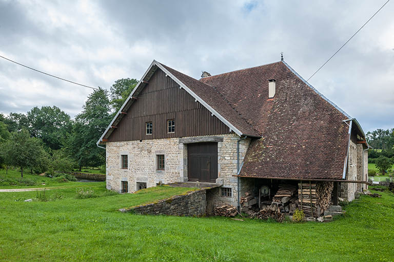 Vue d'ensemble depuis le nord. © Région Bourgogne-Franche-Comté, Inventaire du patrimoine
