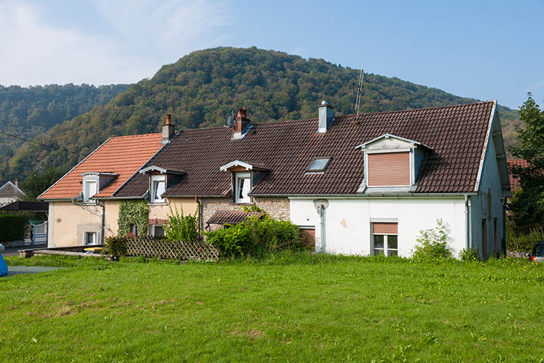 Habitation ouvrière (13-17 rue de Santoche). © Région Bourgogne-Franche-Comté, Inventaire du patrimoine