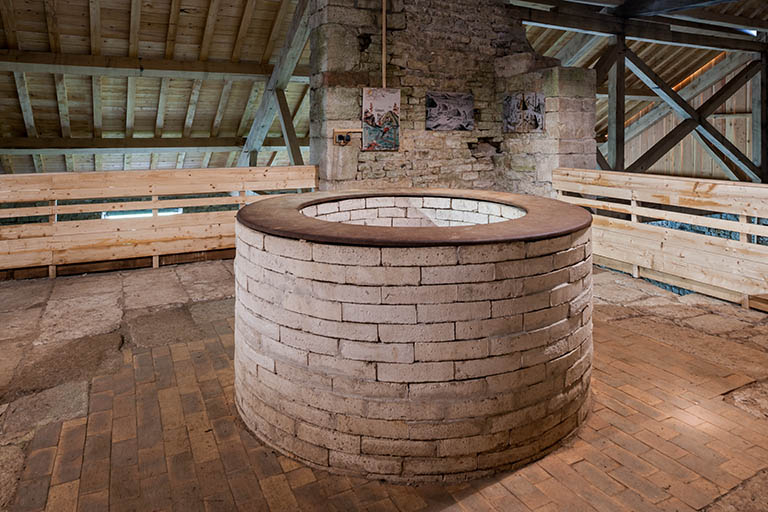 Gueulard (reconstitué) du haut fourneau. © Région Bourgogne-Franche-Comté, Inventaire du patrimoine