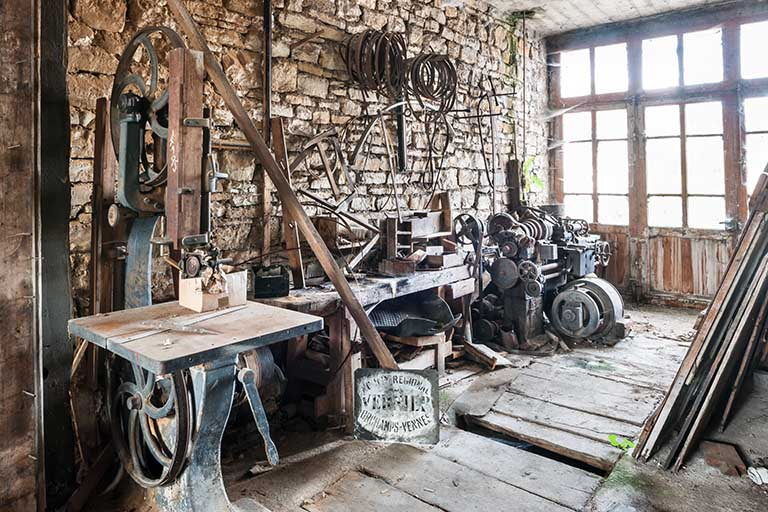 Atelier de réparation et salle des machines. © Région Bourgogne-Franche-Comté, Inventaire du patrimoine
