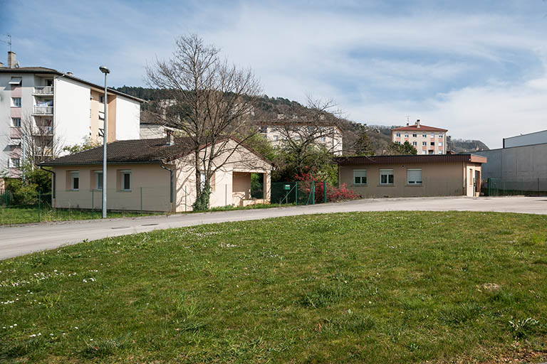 Les deux villas de fonction contigües. © Région Bourgogne-Franche-Comté, Inventaire du patrimoine