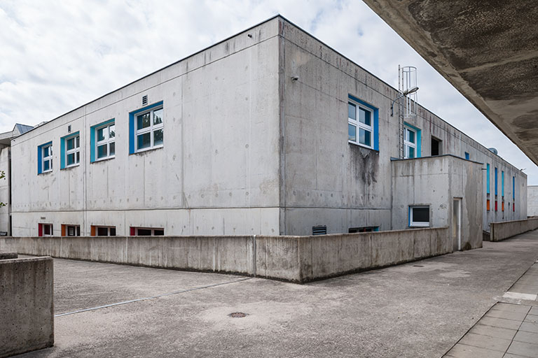Atelier métal : façade latérale. © Région Bourgogne-Franche-Comté, Inventaire du patrimoine Atelier métal : façade latérale. © Région Bourgogne-Franche-Comté, Inventaire du patrimoine