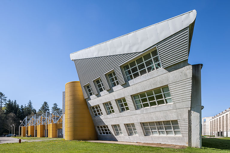 Champagnole, lycée Paul-Emile Victor : atelier. © Région Bourgogne-Franche-Comté, Inventaire du patrimoine Champagnole, lycée Paul-Emile Victor : atelier. © Région Bourgogne-Franche-Comté, Inventaire du patrimoine