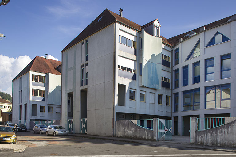 Internat : façades  Nord sur la rue de la Résistance. © Région Bourgogne-Franche-Comté, Inventaire du patrimoine