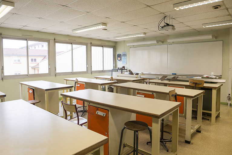 Ateliers : salle de dessin. © Région Bourgogne-Franche-Comté, Inventaire du patrimoine