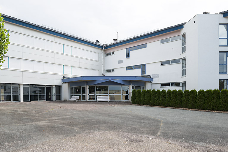 Entrée du lycée : externat. © Région Bourgogne-Franche-Comté, Inventaire du patrimoine