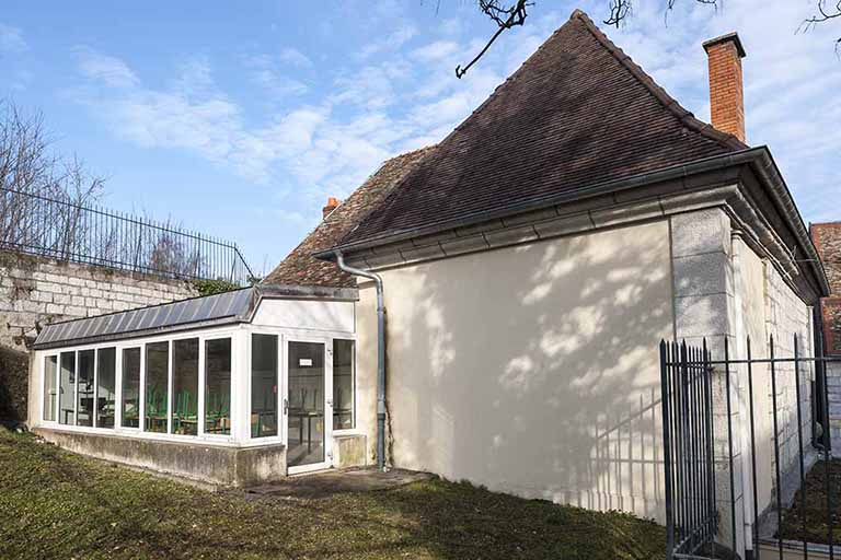 Façade sud de l'ancien corps de garde : ancien restaurant d'application. © Région Bourgogne-Franche-Comté, Inventaire du patrimoine