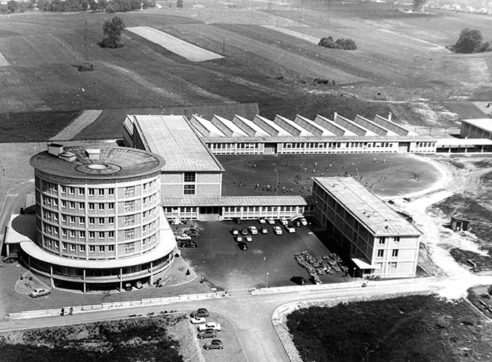 Le lycée peu après la construction (?)  © Région Bourgogne-Franche-Comté, Inventaire du patrimoine