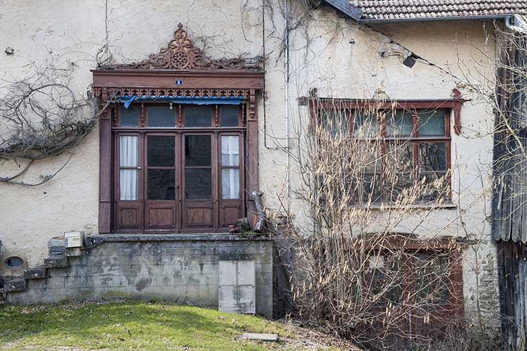 Façade sud. Entrées des ateliers. © Région Bourgogne-Franche-Comté, Inventaire du patrimoine