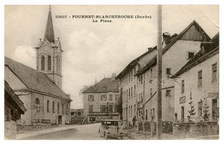 33657 - Fournet-Blancheroche (Doubs). La Place [vue d'ensemble de trois quarts droite], 1ère moitié 20e siècle [avant 1938]. © Région Bourgogne-Franche-Comté, Inventaire du patrimoine