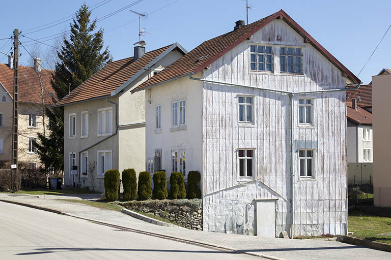 Maison et atelier d'horlogerie Janin, à Charquemont. © Région Bourgogne-Franche-Comté, Inventaire du patrimoine Maison et atelier d'horlogerie Janin, à Charquemont. © Région Bourgogne-Franche-Comté, Inventaire du patrimoine