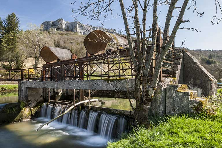 Vannage du barrage. © Région Bourgogne-Franche-Comté, Inventaire du patrimoine Vannage du barrage. © Région Bourgogne-Franche-Comté, Inventaire du patrimoine