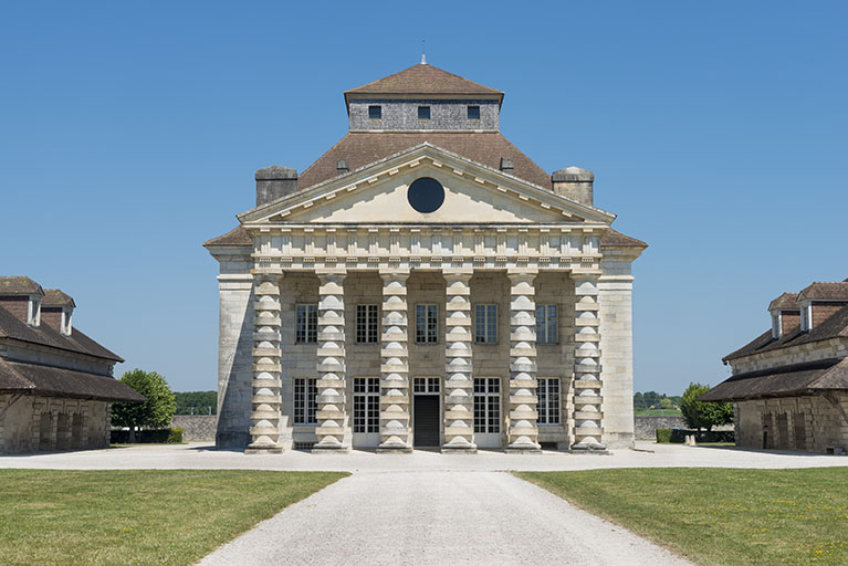 Maison du directeur. Vue de face. © Région Bourgogne-Franche-Comté, Inventaire du patrimoine Maison du directeur. Vue de face. © Région Bourgogne-Franche-Comté, Inventaire du patrimoine