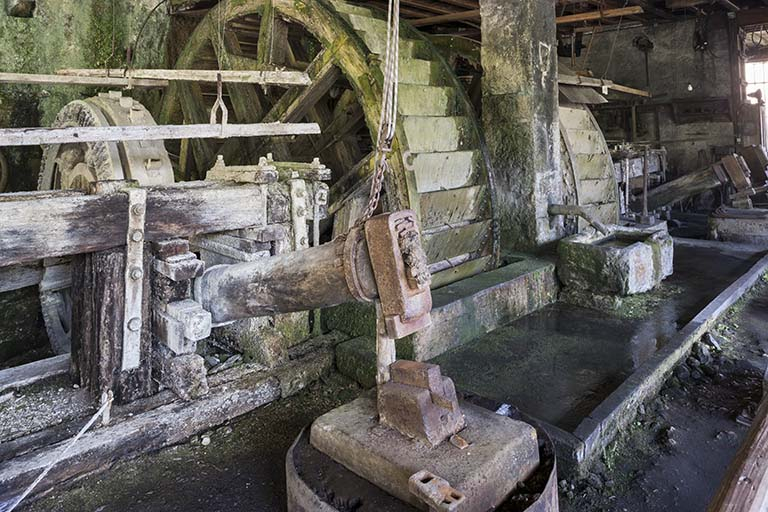 Les martinets et leurs roues motrices.  © Région Bourgogne-Franche-Comté, Inventaire du patrimoine